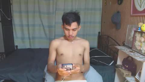 Snapshot of ur_shan21 chatting on 02.12.26 ur_shan21 online show from 02.12.26