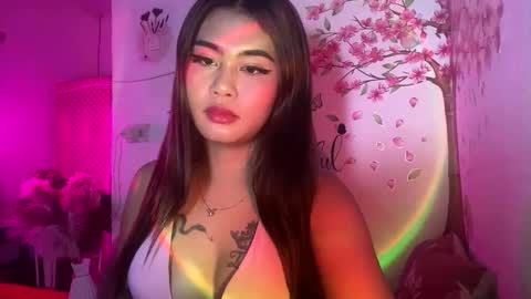 HelloIm  Girly online show from 04.25.26