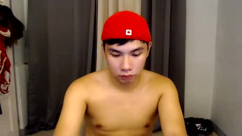 Snapshot of urasian_hardcockxx chatting on 12.02.24 milly online show from 12.02.24