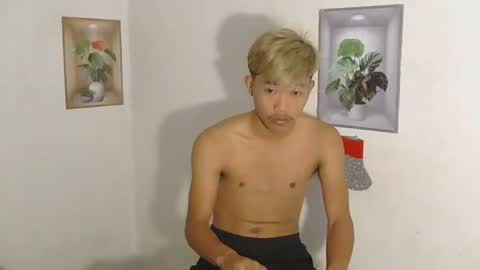 Snapshot of urasian_jomarie chatting on 03.15.26 urasian_jomarie online show from 03.15.26