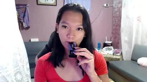 NEWRA  ALLISON online show from 03.11.25