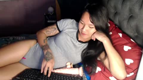 Snapshot of urasian_newra chatting on 07.30.26 NEWRA ALLISON online show from 07.30.26
