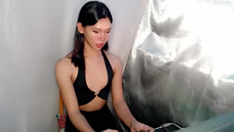 Snapshot of urasian_prettyjane chatting on 03.06.26 Jane online show from 03.06.26