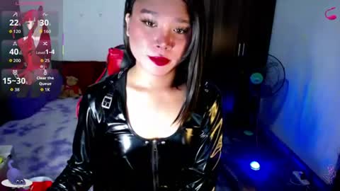 Snapshot of urasiansweet_cummer chatting on 07.31.26 KENDRA online show from 07.31.26