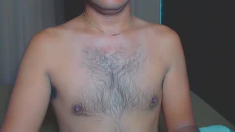 Snapshot of urasianversahunkxx chatting on 12.09.24 johnzen online show from 12.09.24