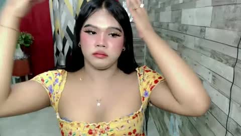 Snapshot of urbabysofia0305 chatting on 12.26.24 Sofia online show from 12.26.24