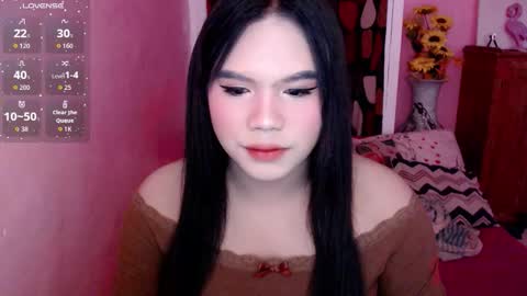 Snapshot of urbabysofia0305 chatting on 12.23.25 Sofia online show from 12.23.25