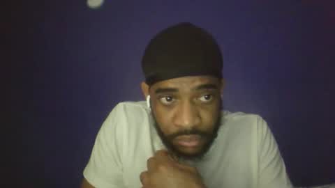 Snapshot of urbanswine chatting on 01.11.26 Carmine X online show from 01.11.26