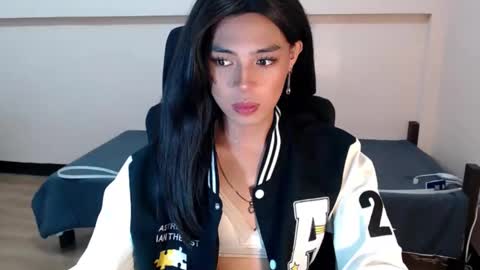 Miss alexa online show from 04.18.26