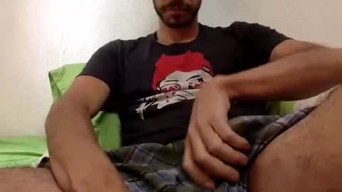 Snapshot of urbestbigdick chatting on 12.18.24 urbestbigdick online show from 12.18.24