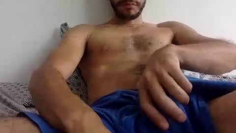 Snapshot of urbestbigdick chatting on 10.07.25 urbestbigdick online show from 10.07.25