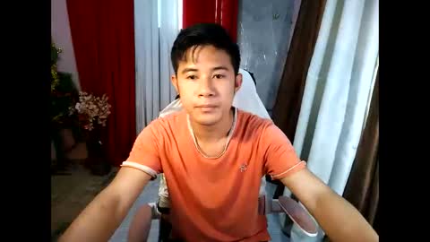 Snapshot of urboy_cass chatting on 09.28.25 urboy_cass online show from 09.28.25