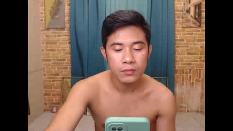 Snapshot of urboy_cass chatting on 10.02.25 urboy_cass online show from 10.02.25