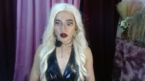 KENDALL online show from 09.19.25