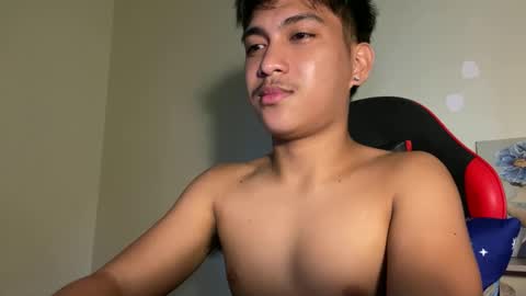 Snapshot of urcuteguy_jhonx chatting on 10.26.25 Dannie online show from 10.26.25