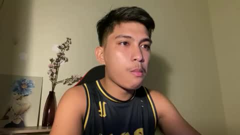 Snapshot of urcuteguy_jhonx chatting on 11.11.25 Dannie online show from 11.11.25