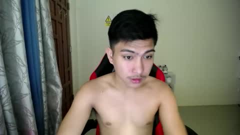 Snapshot of urcuteguy_jhonx chatting on 12.04.25 Dannie online show from 12.04.25