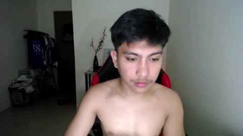 Snapshot of urcuteguy_jhonx chatting on 01.11.26 Dannie online show from 01.11.26