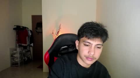 Snapshot of urcuteguy_jhonx chatting on 01.12.26 Dannie online show from 01.12.26