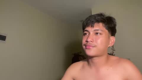 Snapshot of urcuteguy_jhonx chatting on 01.15.26 Dannie online show from 01.15.26