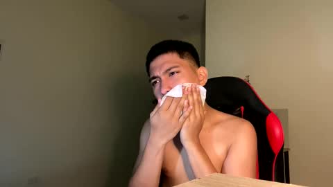 Snapshot of urcuteguy_jhonx chatting on 02.22.26 Dannie online show from 02.22.26