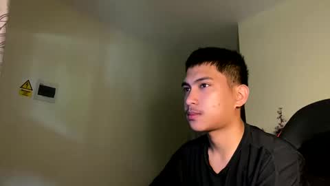 Snapshot of urcuteguy_jhonx chatting on 03.03.26 Dannie online show from 03.03.26