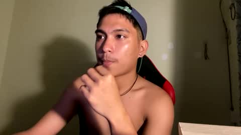 Snapshot of urcuteguy_jhonx chatting on 03.27.26 Dannie online show from 03.27.26