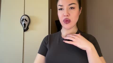 Margo online show from 10.21.25