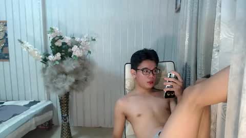urdreamboy_doms online show from 04.22.26