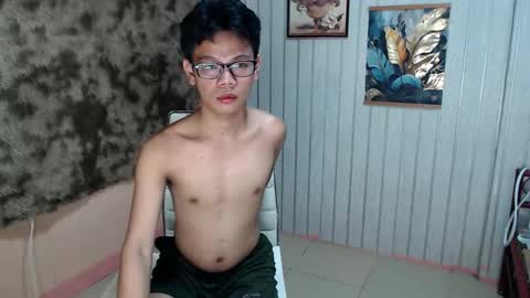 Snapshot of urdreamboy_doms chatting on 05.12.26 urdreamboy_doms online show from 05.12.26