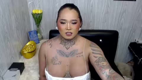Maxxie online show from 06.12.26