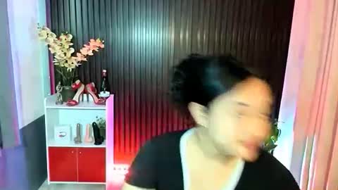 Scarlet online show from 11.03.25