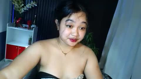 Scarlet online show from 11.27.25