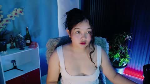 Snapshot of urfavouritecravings chatting on 02.23.26 Scarlet online show from 02.23.26