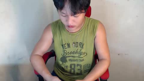 Snapshot of urfeet_jest chatting on 04.23.26 jess online show from 04.23.26