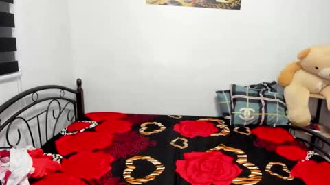 Snapshot of urfucker_vinz chatting on 03.08.26 urfucker_vinz online show from 03.08.26