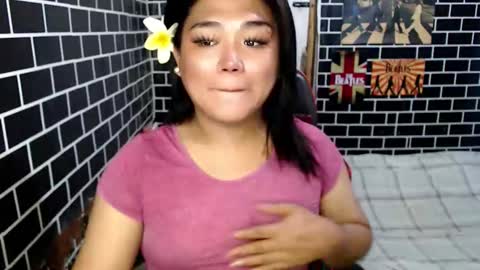 Snapshot of urgirl_dimple chatting on 09.10.25 Dimple online show from 09.10.25