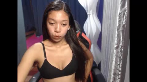 Snapshot of urgirlyflor chatting on 03.17.26 BB online show from 03.17.26