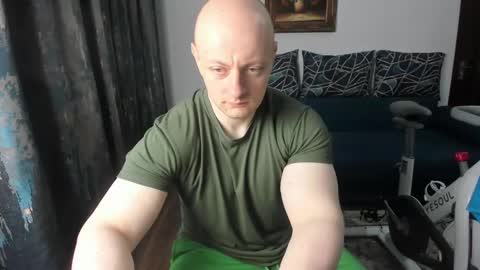 UrGymCrush online show from 02.18.25