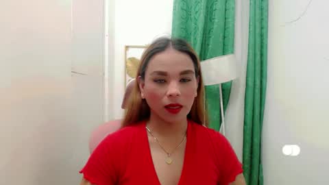 Snapshot of urhotdana chatting on 12.01.25 Diane online show from 12.01.25