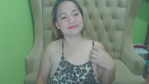 urhotmomzoey online show from 04.21.26