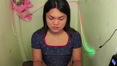 urhottie_bella online show from 10.16.25