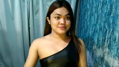 urhottie_bella online show from 06.18.26
