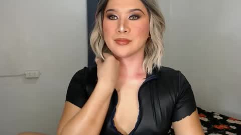 Zoe online show from 01.04.25