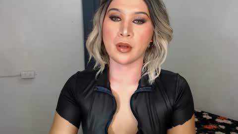 Zoe online show from 01.06.25