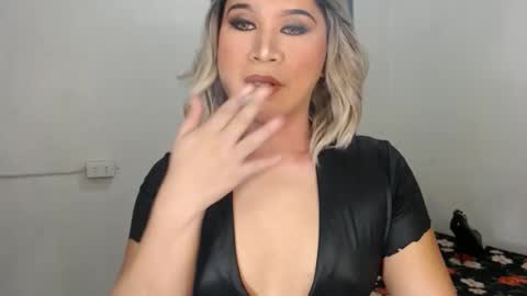 Zoe online show from 01.12.25