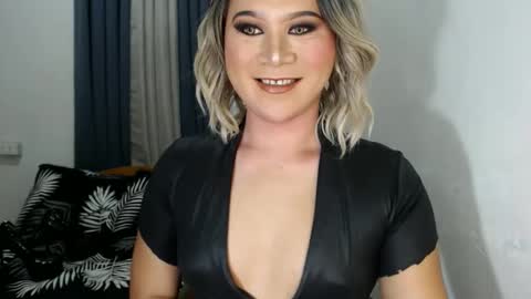 Zoe online show from 01.20.25