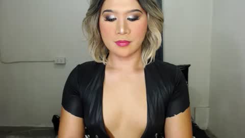 Zoe online show from 02.07.25