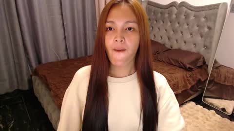 Amira online show from 01.13.25