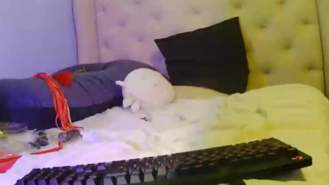 Snapshot of urlittleslut427128 chatting on 02.11.26 command me online show from 02.11.26